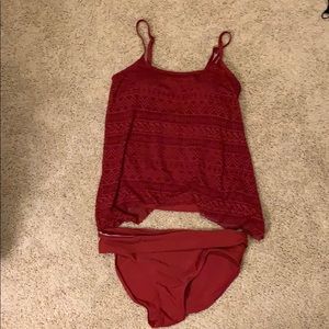 Wine tankini w/ adjustable straps